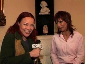 Gladde Oma Wordt Gedanst