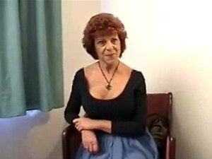 Crvenokosa Baka Milf Puši Kurac