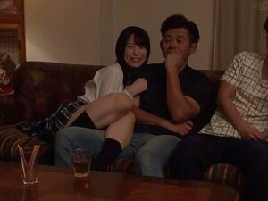 Polunećakinja Sjedi Skrivena U Očuhovom Krilu, Dio 2