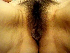 Utforska Miko's Förföriska Charm I Denna Lockande Video. Ge Dig Hän åt Dina Djupaste Begär Och Låt Henne Föra Dig In I En Värld Av Njutning Som Du Aldrig Vill Lämna.