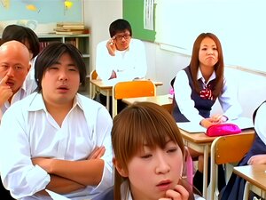 Cambio De Cuerpos: La Piedra Mágica