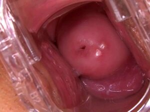 Petite Brune Mignonne à Gros Seins Donne Une Branlette Incroyable. Visitez Notre Site Pour Télécharger Une Babe Ultra En Qualité HD Suçant Et Branlant Une énorme Bite En Prenant Un Massage