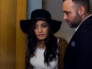 OyeLoca - Sexy Latina Persuades Realtor With Her Pussy Porn