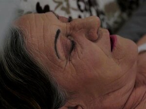 Abuela Con Leche Chupa