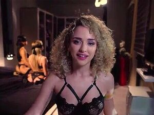 Lifeselector - Three Hot Pussies Ready To Fuck Starring - May Thai, Alexa Flexy And Geisha Kyd Porn