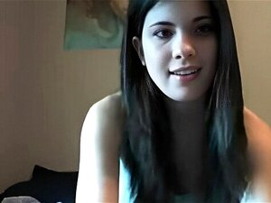 Låt Dina Vildaste Begär Få Fritt Spelrum Med De Hetaste Amatörerna, Som Ger Sig Hän åt Heta Webcam-sessioner. Upplev Spänningen När De Underkastar Sig En Obotlig Hunger Efter Njutning. Bli Medlem Nu Och Upptäck Deras Oemotståndliga Charm.