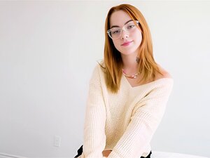 Demi-soeur Ne Pouvait Pas Arrêter De Penser à Mon Schlong