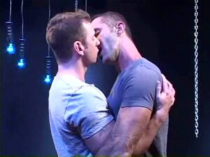 Lito Cruz Gay Porn - Porno @ TeatroPorno.com