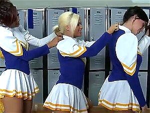 Blonde Cheerleader Distracts The QB By Fucking Him In The Locker Room Porn