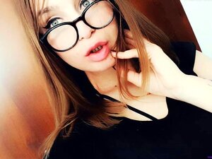 Cute blonde teen selfie-best porno