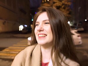 Podniósł Cutie Na Ulicy I Przeleciał Ją W Akademiku Z Jo-bag