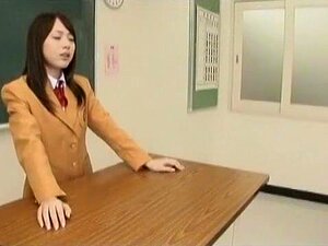 Heetste Japans Model In Geil Cuties, CFNM JAV Scène