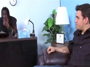 095612-σύζυγος και δράση με μαύρο κερατά -