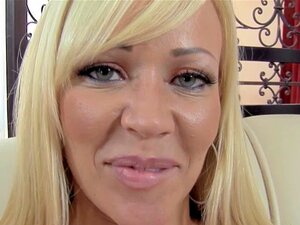 Cycatka Blond Milf Austin Taylor Uwielbia Ssać Kutasa