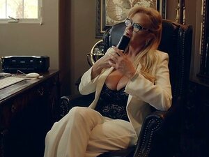 Шефица Са Великим Сисама