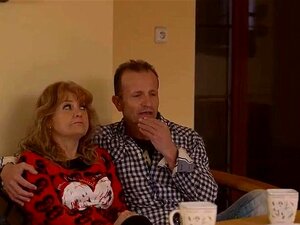 Se DADDY4K. Italienske Jenter Smaker På Stemorens Nye Elskers Pikk Nå! - Gammel, Ffm, Søt Porno DADDY4K. Italiensk Jenter Smaker På Stemors Nye Elskers Pikk