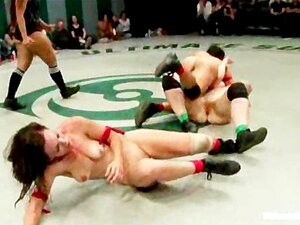 Nagie Kobiece Wrestling