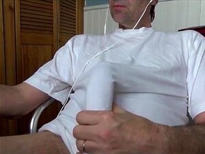 Huge Stepdaddy Jerking At The Office