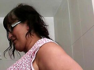 Gorda Infiel Argentina Chupa Pija En El - Porno @ TeatroPorno.com