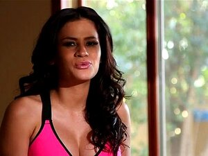 She's Got An Isane Butt