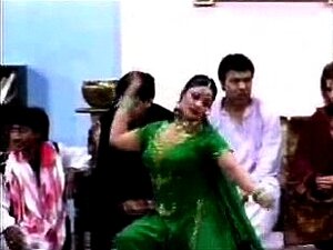 Indian Beautiful Actress Bathing In Softcore Mallu Movie