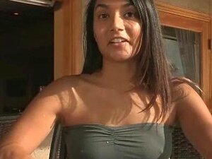 Mooie Arabier Naakt Op Resort