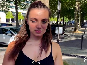 Lauren, Uma Fresco Esportista, Revela-se Em Um 3some