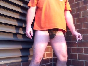 Joey D Ulkopuolella Anaali Dildo Ja Strip
