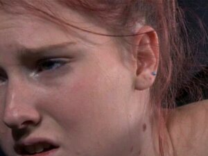 Napalona Uległa Laska Przez Potężne Męskość. Napalona Uległa Dziwka Jest Rżnięta Przez Potężne Lesbijstwo