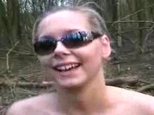 Utomhus Hemmagjord Amatörflickvän Blowjob