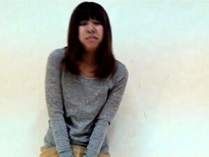 Asiatisk Heting Kissar I Sina Trosor