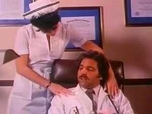 Aurora, Ron Jeremy I Ron Jeremy Stjerner I Klassisk Porno