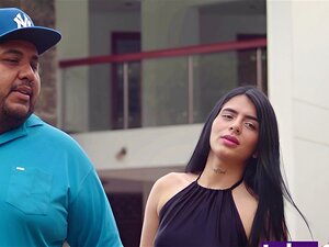 Esposo Peruano Es Engañmignonne Por Latina Colombiana Culona En After Party   