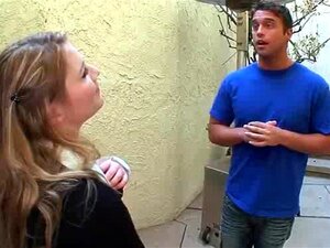 Topless MILF Doing Cutie Shaft On Knees