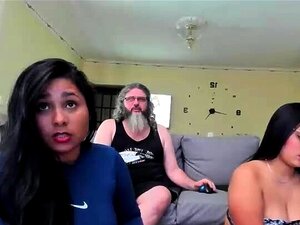 Oglądaj Niegrzeczną Brunetkę, Która Eksploruje Swoje Pożądanie W Tej Gorącej Amatorskiej Webcamowej Trójce. Nie Będziesz W Stanie Oprzeć Się Jej Dużym, Pociągającym Piersiom I Kuszącej, Puszystej Figurze.