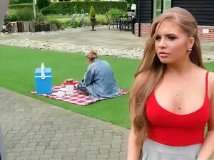 Living Statue Fucks Cock Hungry Slut With His Huge Dick