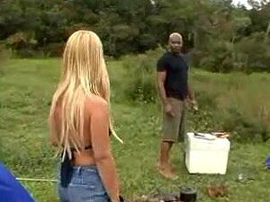 Söpö Lalin-tyttö Nicole Gaucha #030NT