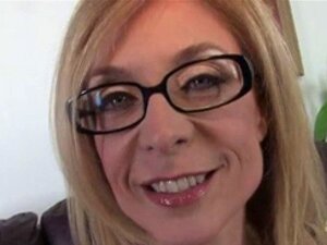 Vanha Valkoinen Pillu Nina Hartley Omistaa Lihava Musta Kukko
