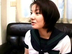 Њен први пушење