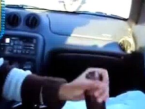 Żona Wali Mężowi Wielkiego Czarnego Kutasa W Ich Samochodzie