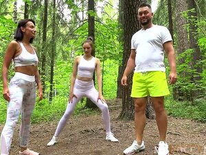 Buttplug Lovers Go For A Jog Before Double BLowjob Porn