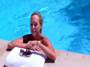 Milf Loira Peituda Fodendo Com Fofuras