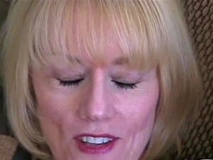 Cum Junkie MILF Melanie