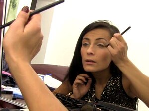 Geile Tschechische Sex-Kätzchen Lexi Dona Fingert Und Spritzt Ab. Die Schlanke Europäische Freundin Lexi Dona Schmeckt Ihre Geheimen Fantasien Auf Ihrer Offiziellen Website