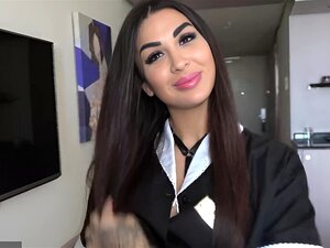 Posluga U Sobu Seks U Hotelu Sa Suzie Gala I Nick Moreno Divovski Kurac U POV Video