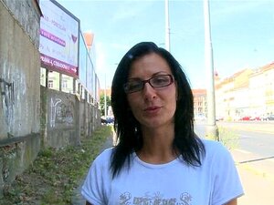 Kaveri Cums Opiskelija Kadulla