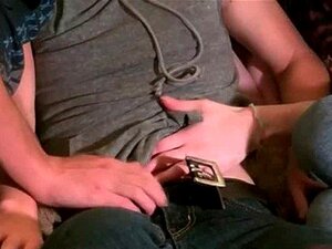 Geile Twinks In Heißem Schwulen Dreier-Schwulensex