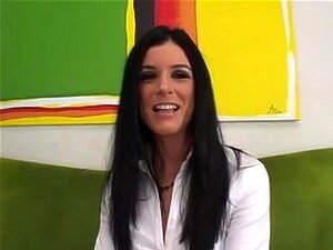 MILF Mit Jüngerem Kerl