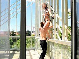 Велике сисе покорне БДСМ и сперма у устима