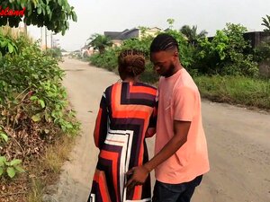 Blind Lost Gal Krijgt Een Gigantische Beurt